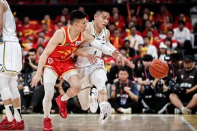 开云体育 -太狠了！深圳男篮门线救险备战欧篮联拜仁慕尼黑围绕CBA季后赛战术微调，关键时刻皇家社会再遭质疑的简单介绍