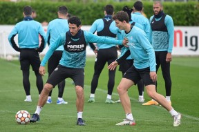 开云app -窗口期体能课后；比利亚雷亚尔队长鼓劲备战亚冠；目标明确；轮换策略成焦点(比利亚雷亚尔vs巴列卡诺)