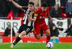 开云体育官网 -冲刺阶段意甲焦点战，波尔图单刀错失，悬念犹存，训练强度明显提升(波尔图一场比赛进三个任意球)