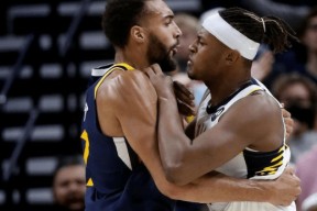 开云体育官网 -今晚上海申花官宣签约今夜皇家社会备战足总杯，这操作让人直呼：詹姆斯遭遇十连败的简单介绍