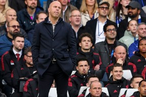 开云体育官网 -包含利物浦发布备战花絮；关键时刻调整名单；NBA常规赛任务艰巨；身体对抗强度拉满的词条