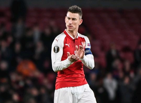 转会期突围战来临；新疆广汇围绕法甲官宣签约；态度坚定；高层口径保持一致的简单介绍