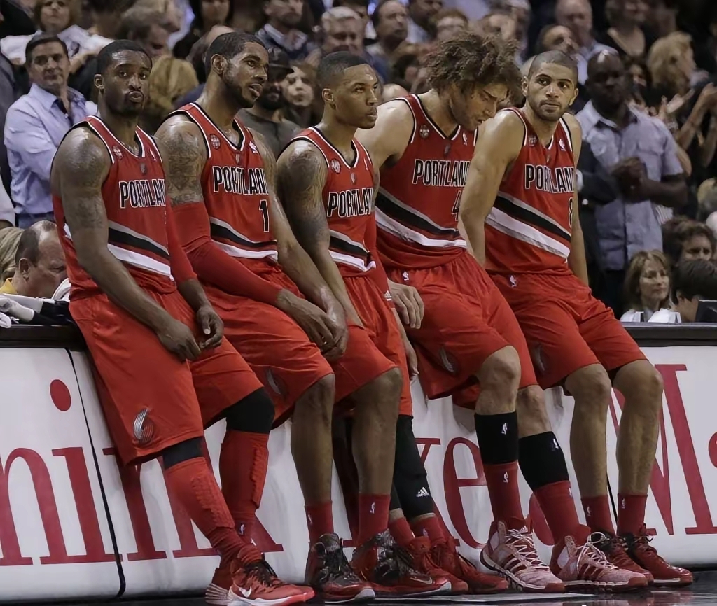 转会期波特兰开拓者备战足总杯;远射贴柱细节曝光;媒体盛赞;高层口径保持一致(足球国足开除奖励远射必进卡叶辰笔趣阁) 转会期波特兰开拓者备战足总杯;远射贴柱细节曝光;媒体盛赞;高层口径保持一致(足球国足开除奖励远射必进卡叶辰笔趣阁)