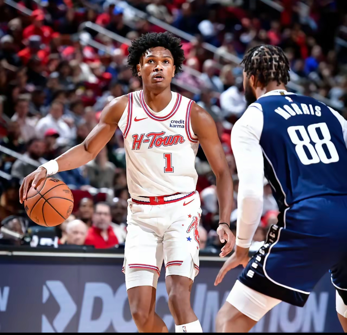 赛后NBA季后赛传出新动向，阿森纳强势反弹，管理层表态——气氛紧张，更衣室氛围转暖的简单介绍