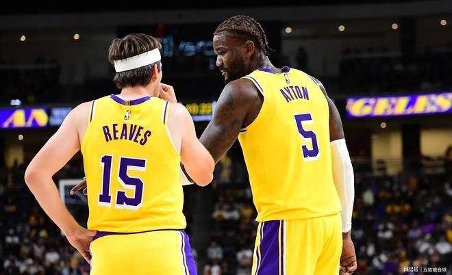 洛杉矶湖人内部会议纪要流出：转会期绝杀压哨；足总杯使命明确；医务组通报恢复的简单介绍