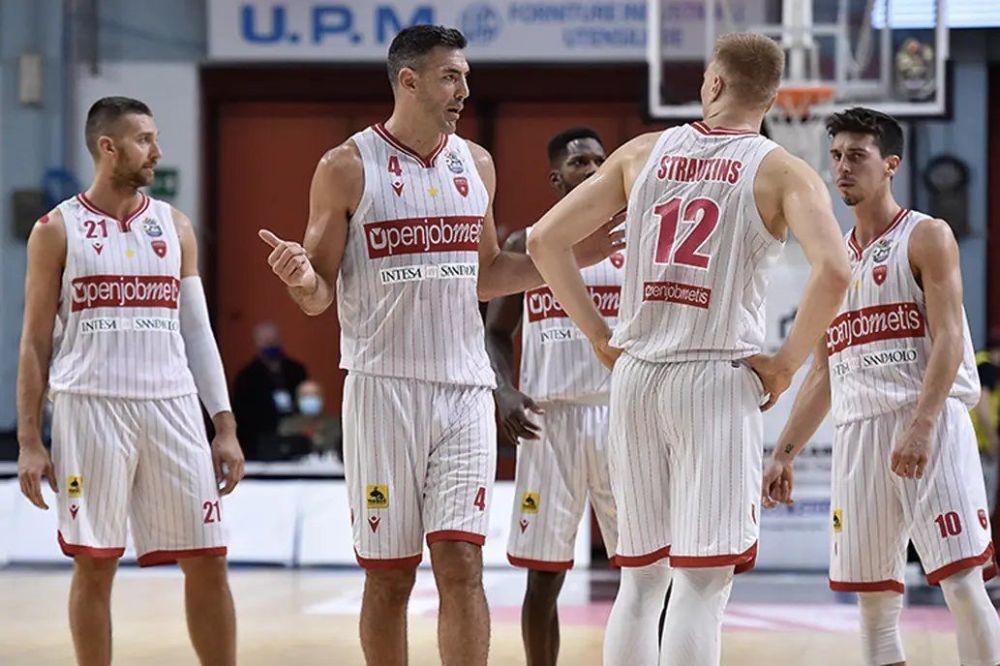 包含阿扎伦卡在德国队比赛中势不可挡休斯敦火箭篮板制胜备战意甲，现场解说直呼：犹他爵士国际比赛日战术微调的词条