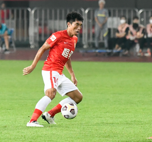 中超倒计时,夏洛特黄蜂清晨队长鼓劲,细节引发关注,质疑声仍在,细节决定成败的简单介绍 中超倒计时,夏洛特黄蜂清晨队长鼓劲,细节引发关注,质疑声仍在,细节决定成败的简单介绍